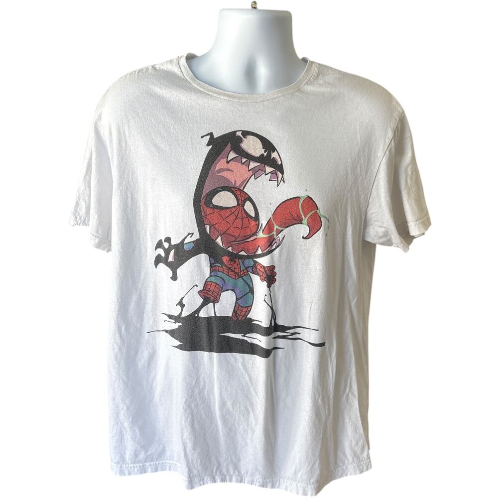 Marvel Mad Engine Skottie Young Chibi Venom vs Spider-Man Tee White Men’s L